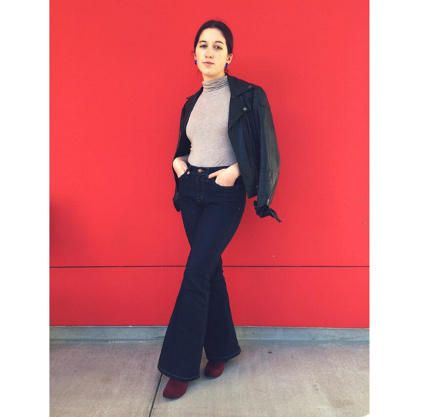 I love this color for a background, especially against my mostly neutral outfit!