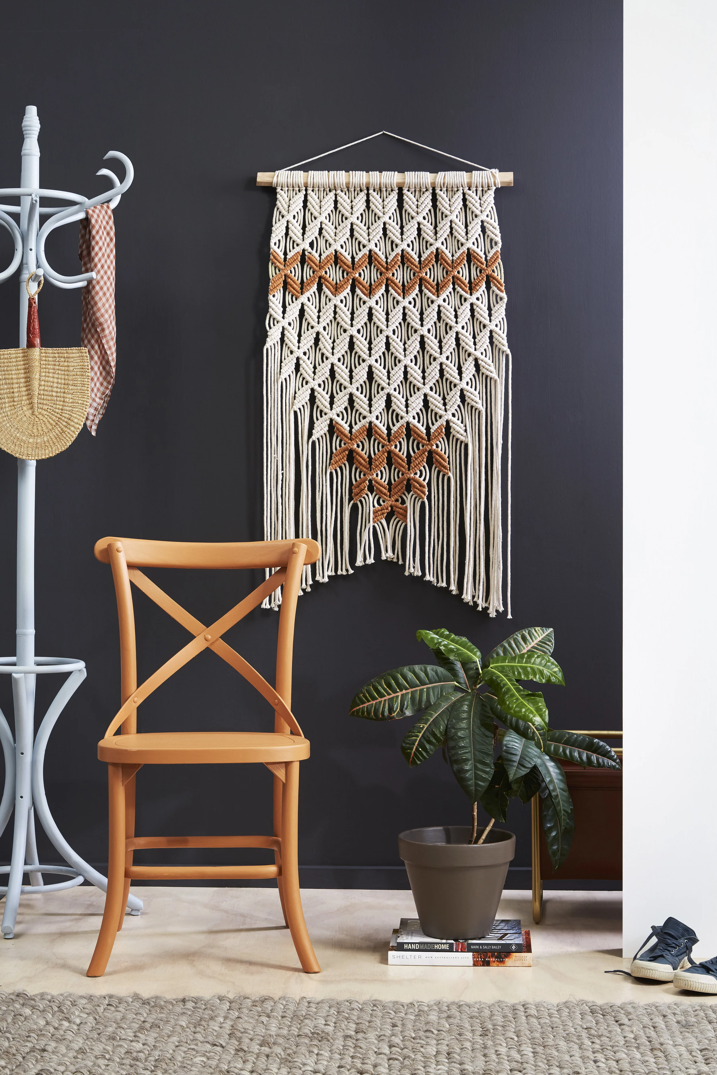 Kate Alexander,autumn living,charcoal,white,Resene Nocturnal+Db Alabaster+Bounty+Moroccan Spice+Felix+Whitewash,photo Bryce CarletonD1.jpg