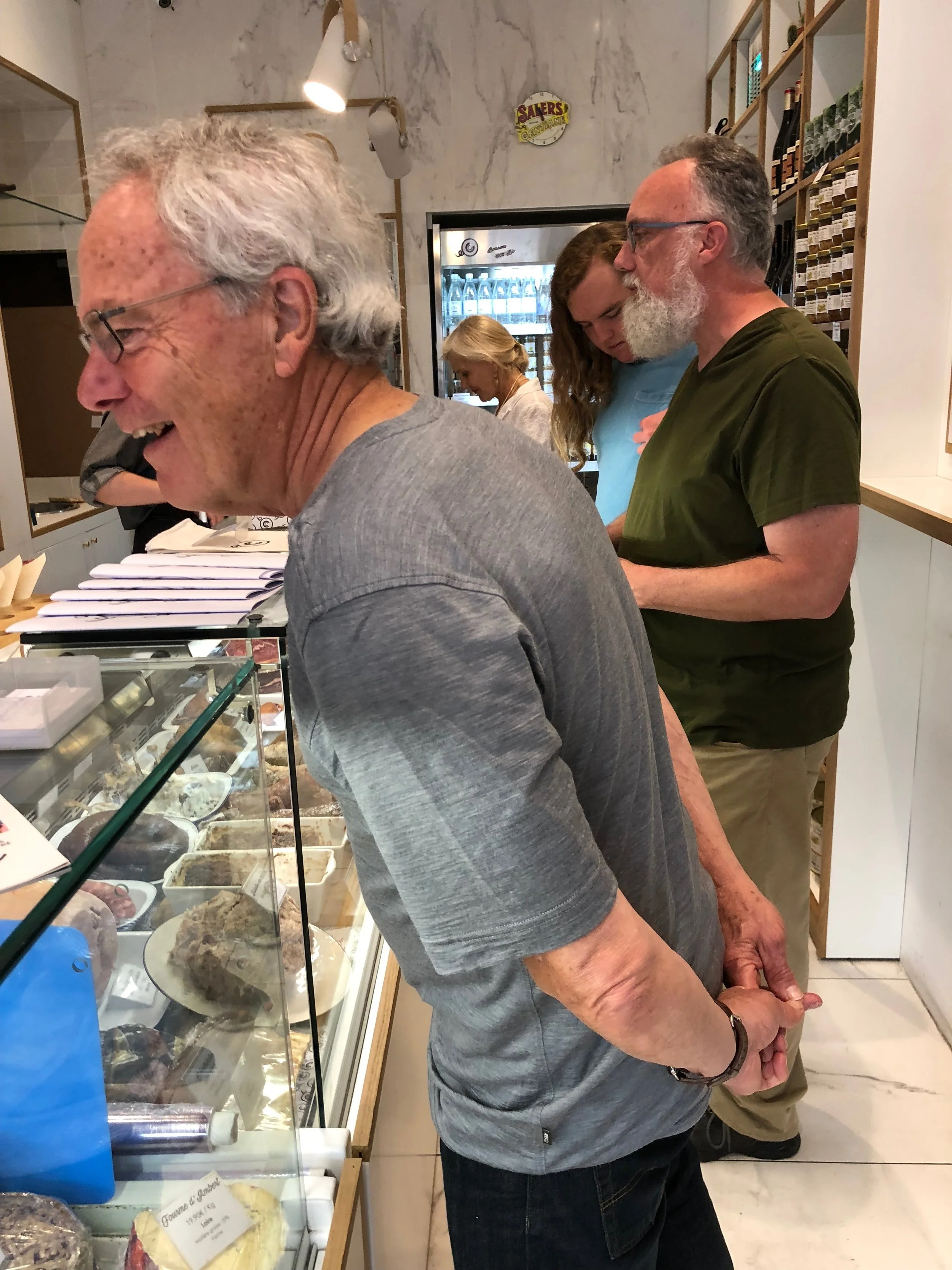 Dad, Tom and Adam dans la Fromagerie