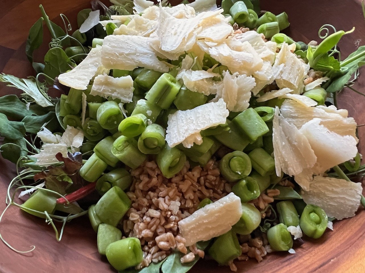 Best Snap Pea Salad Recipe - How to Make Garlicky Spring Salad