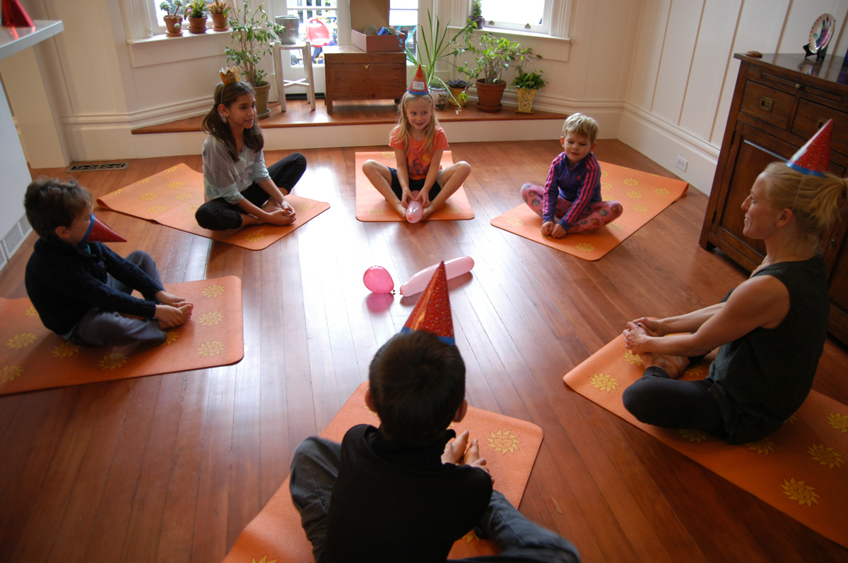 Kids yoga birthday party San Francisco