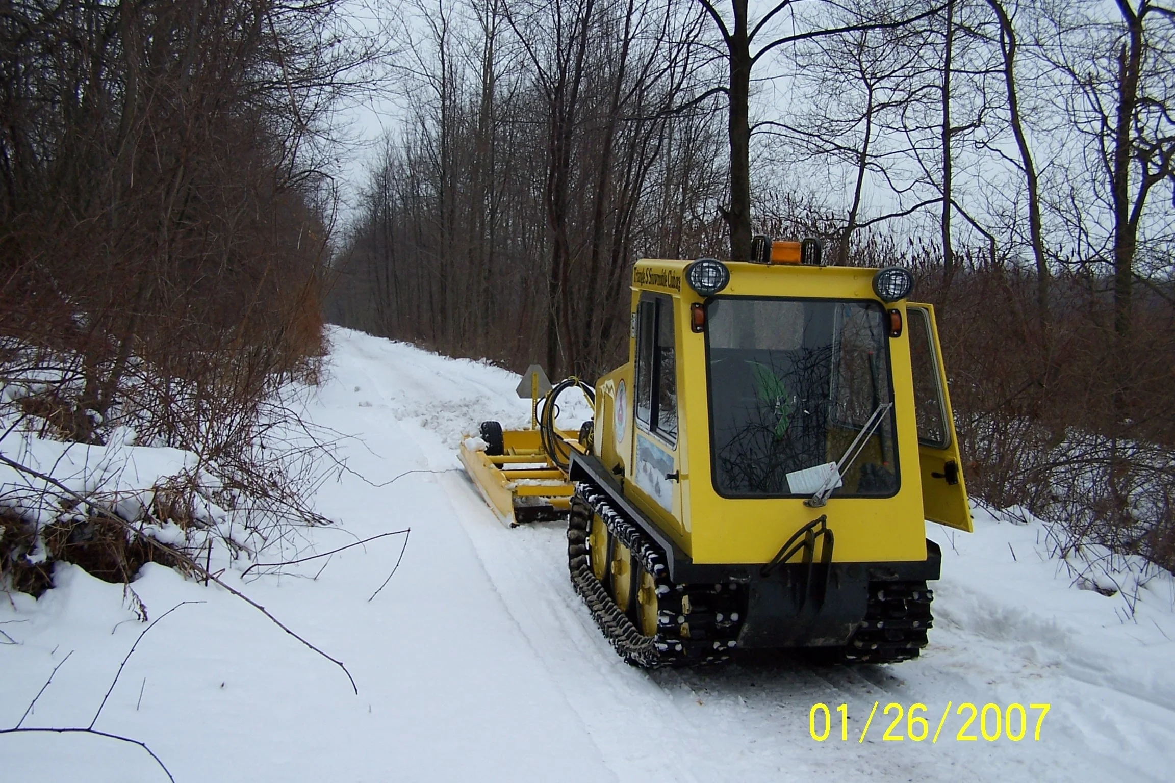groomer on trail.JPG