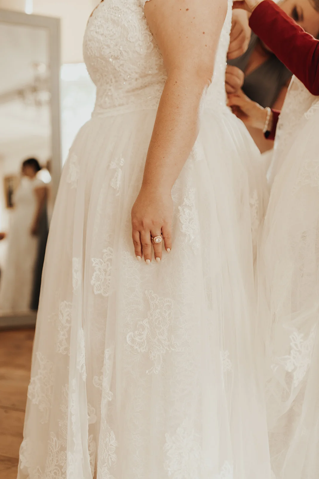 Lauren_Patrick_bridal_prep-5.jpg