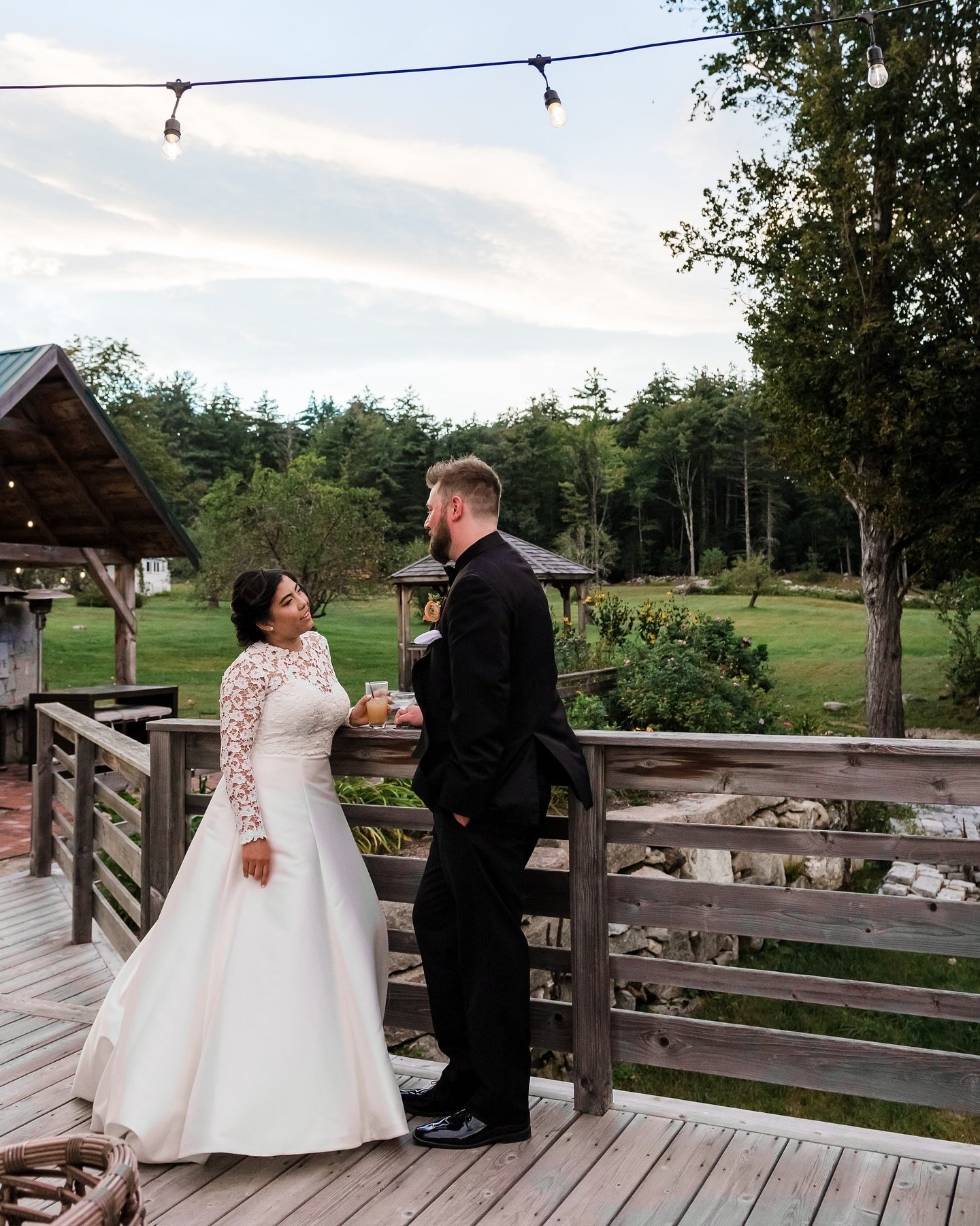 If a relaxed yet refined weekend is what you envision you&rsquo;ve come to the right place! From leisurely rehearsal dinners to soir&eacute;es under the stars, every moment is unforgettable. ✨ 

#naturalelegance #nature #outdoorsywedding #classicwedd