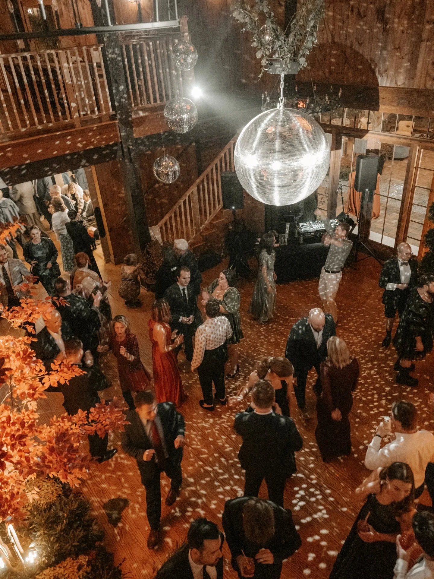 If the holidays had a feeling this would be it. ✨
Lights twinkling, music filling the barn, and that unmistakable energy and warmth. 🎶

As we step into the most festive time of the year we want to take a moment to say how grateful we are for the cou