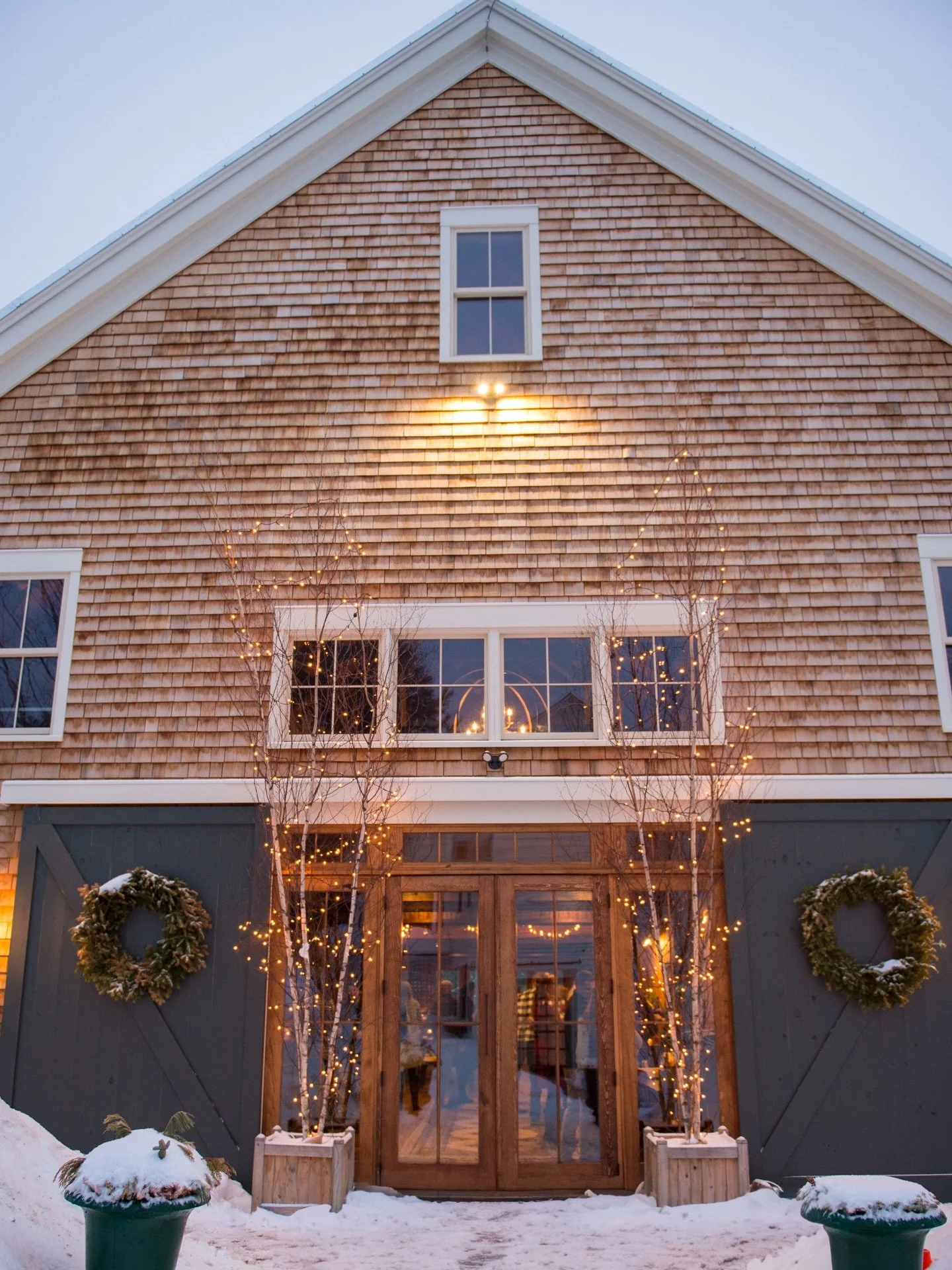 Merry Christmas from all of us at The Preserve. As we reflect on a wonderful year, we are filled with gratitude. Thank you choosing The Preserve to be part of your moments and memories. 

Wishing you all a holiday season filled with warmth, love, and