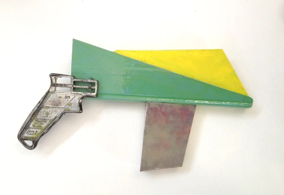 book(tommy)gun.jpg