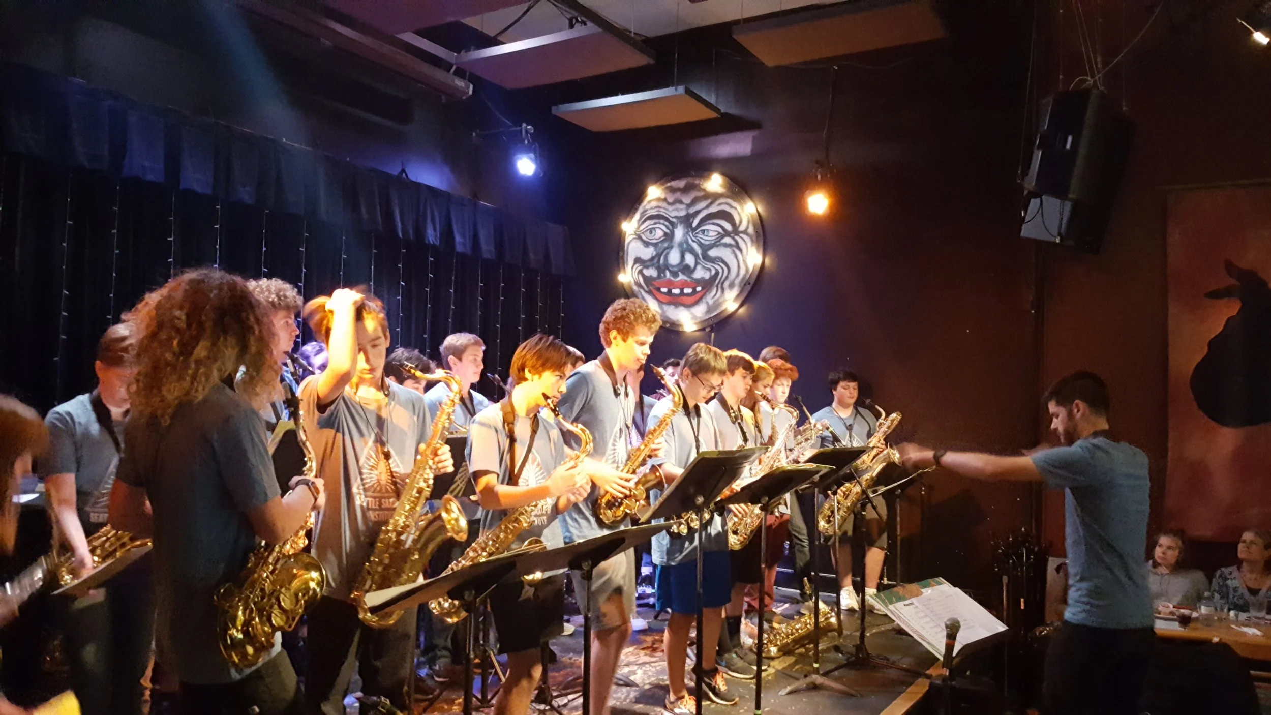 Dr. Evan Smith leads one of our student groups during a final performance at Seattle’s storied Royal Room jazz club.
