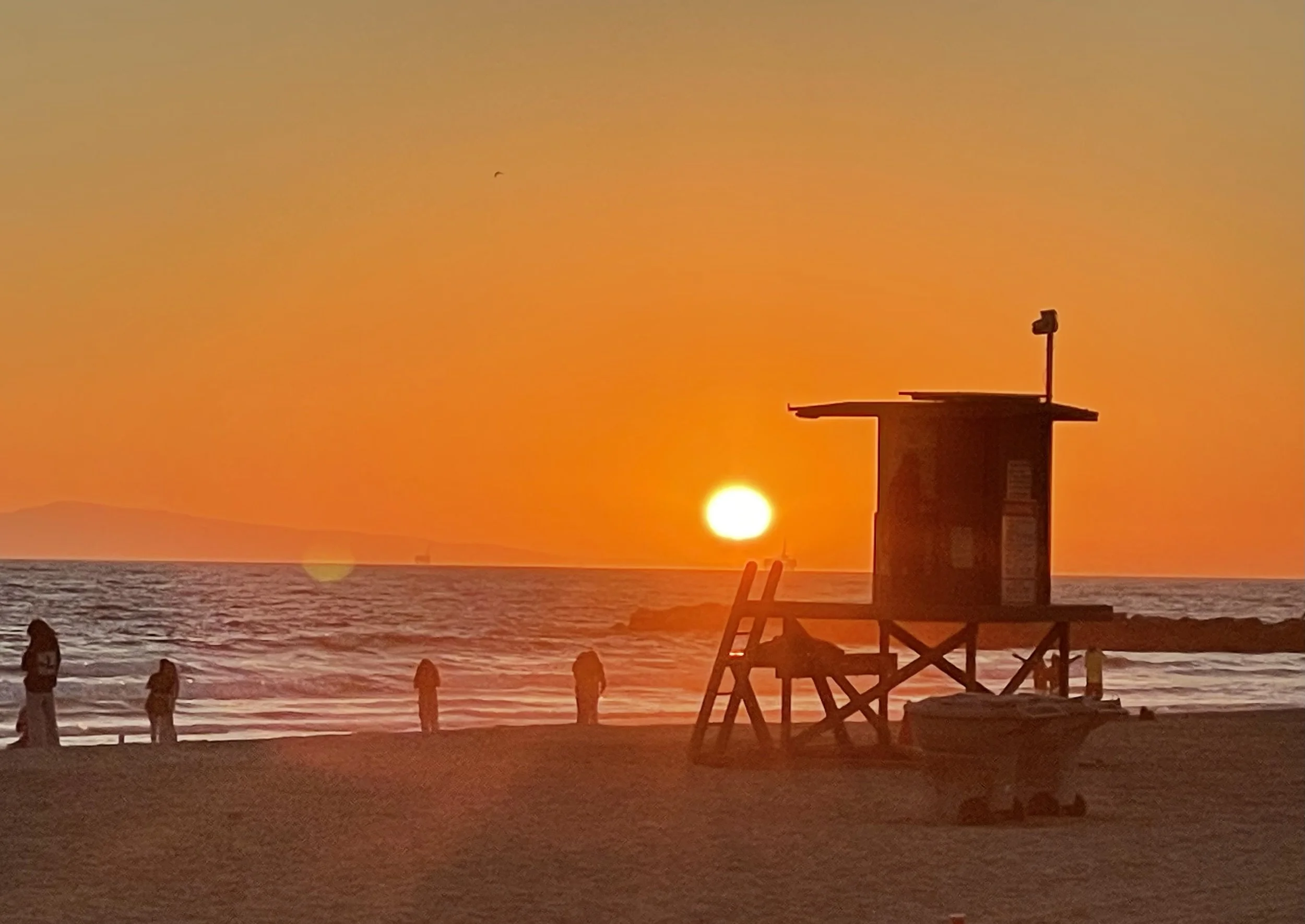 A beautiful sunset after dinner at Mutt Lynch's.