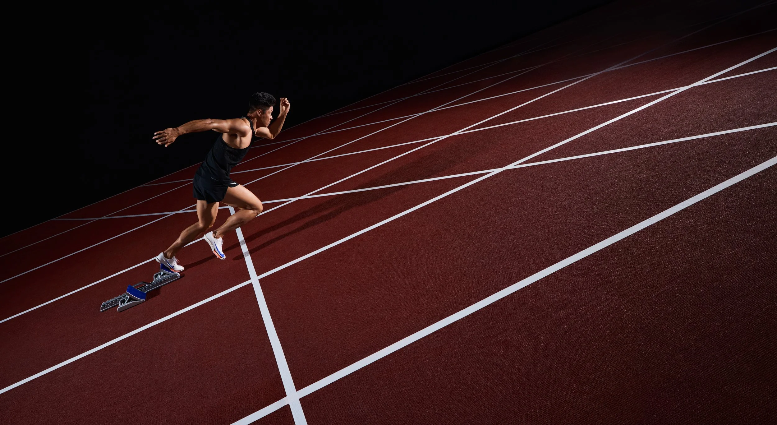 RG11GN-P01_FA24_RTP-A4A-ELITEATHLETE_JS_SBINGTIAN_H2T_TRACK_12188_R.jpeg