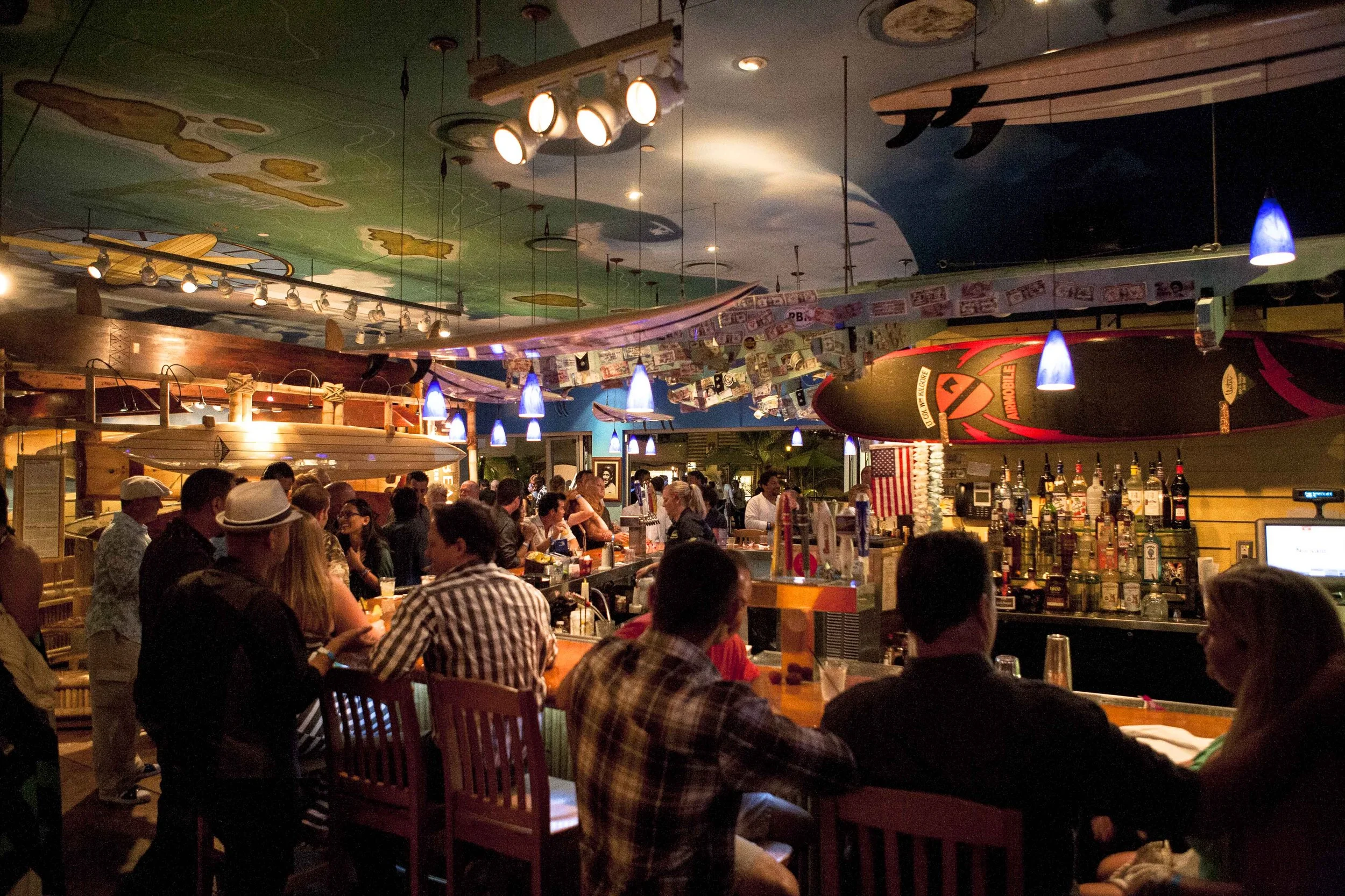 A Night at Jimmy Buffett’s Waikiki – Event Photography
