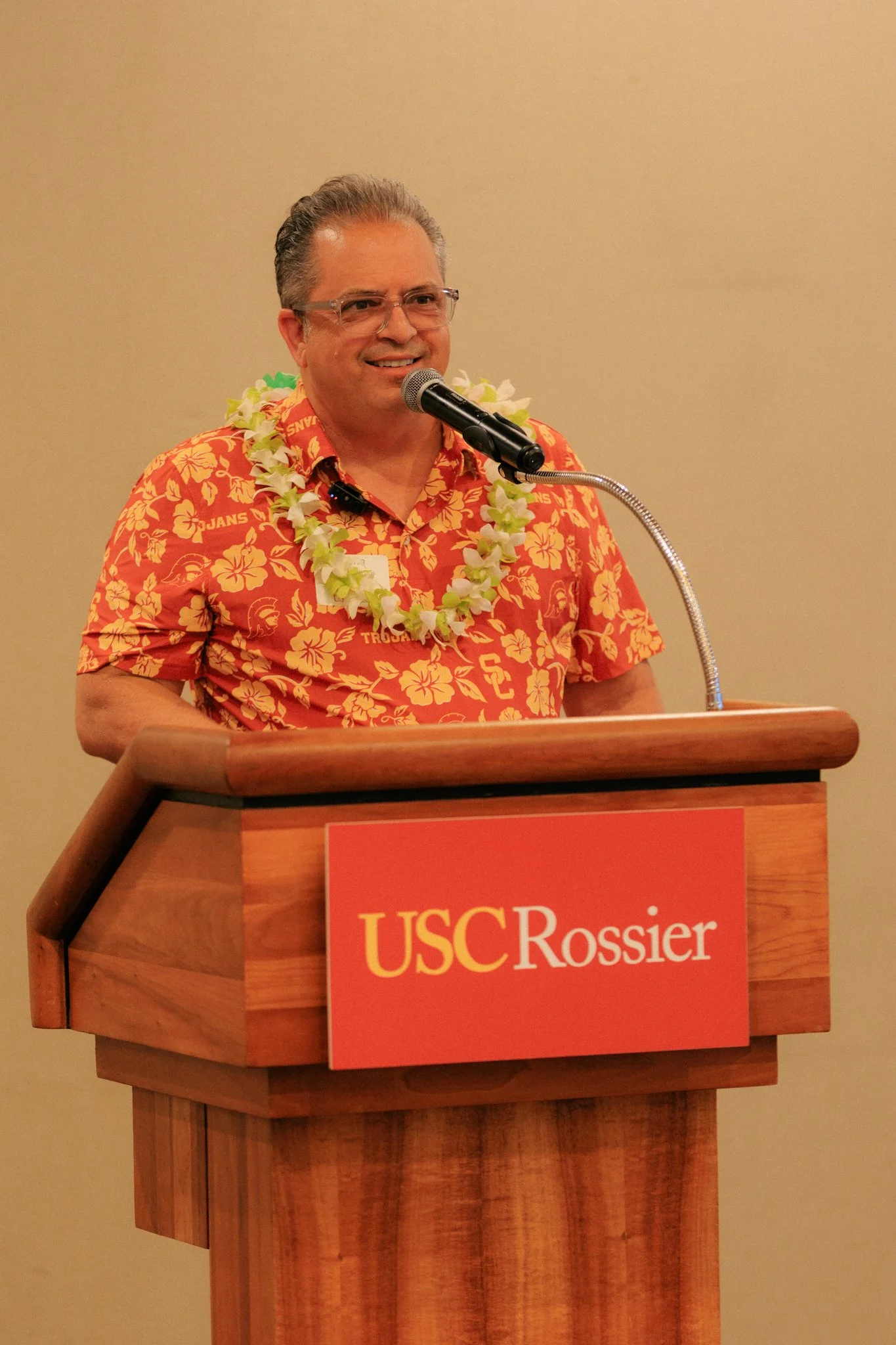 Oahu_Corporate_Event_Photographer_USC_Event_-131.jpg