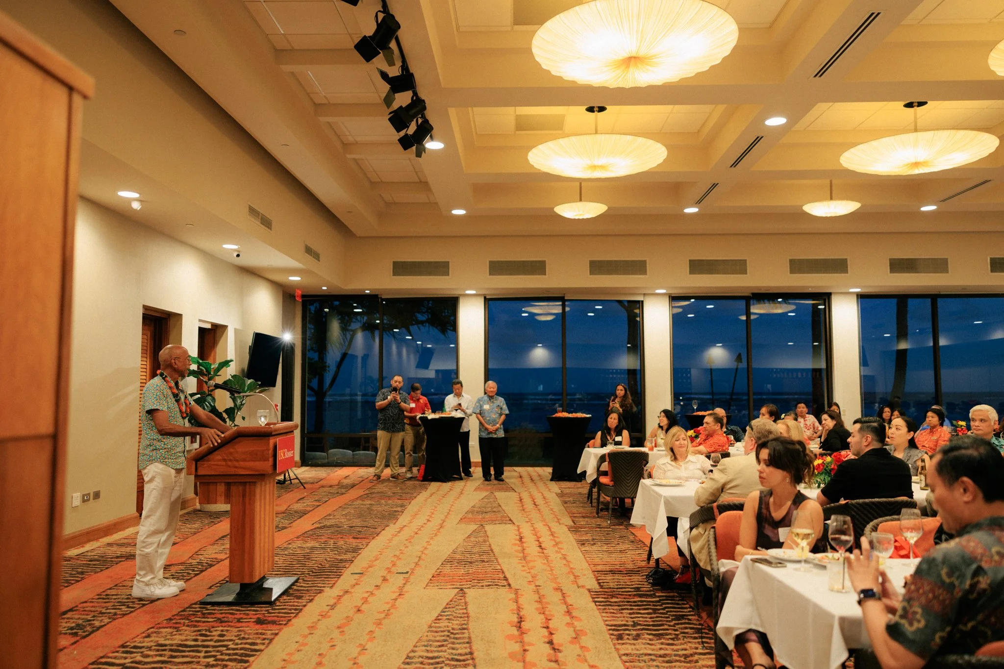 Oahu_Corporate_Event_Photographer_USC_Event_-157.jpg