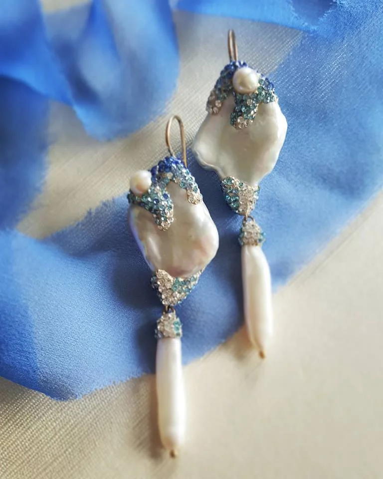 Double Glowing White Pearl Earrings