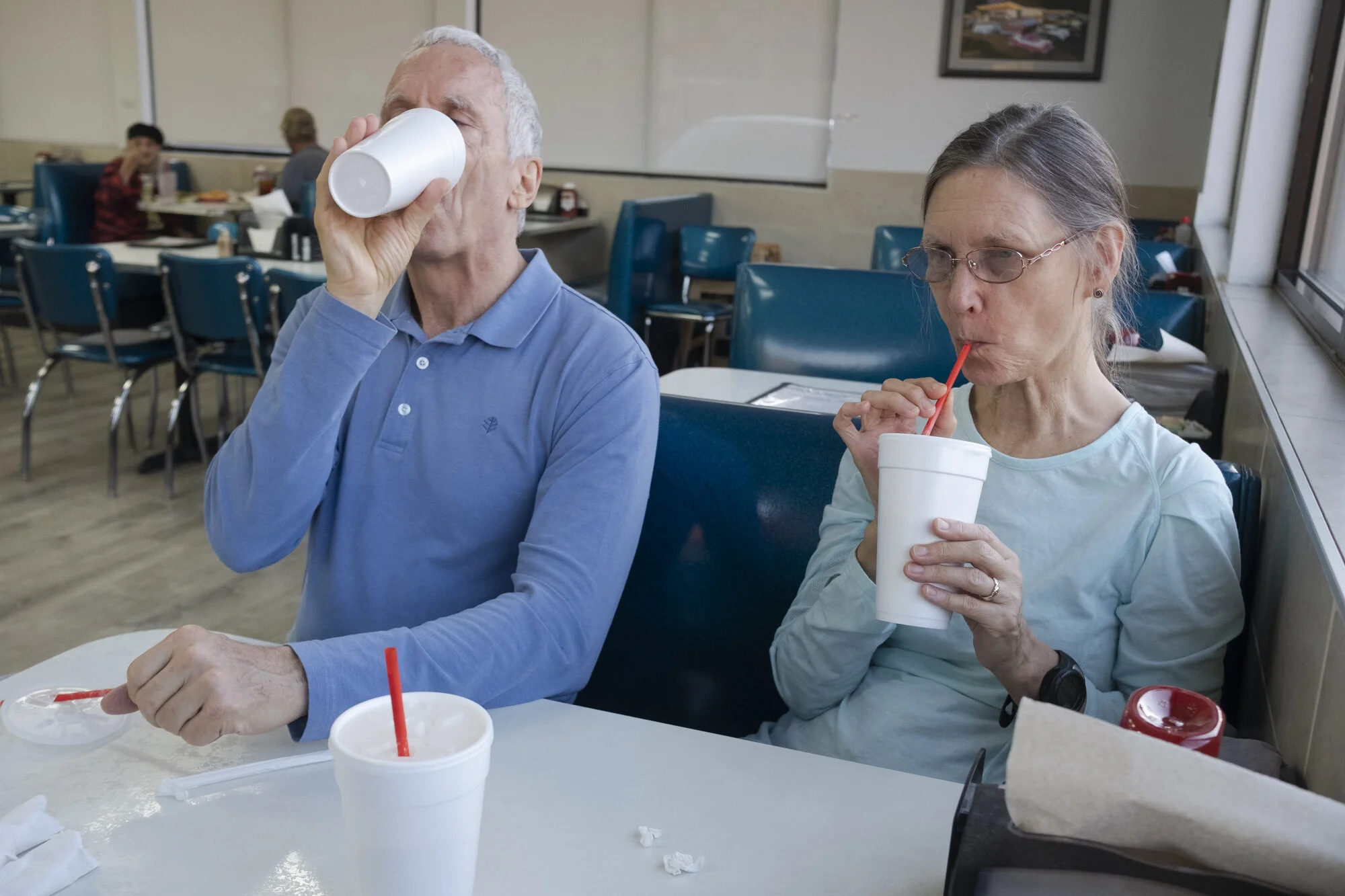  Dr. Moughon and Mary enjoy milkshakes at the local diner, Clarences. Only occasionally do they indulge in sweets, but a chocolate milkshake or black tie mousse cake is among Dr. Moughon’s favorites. 
