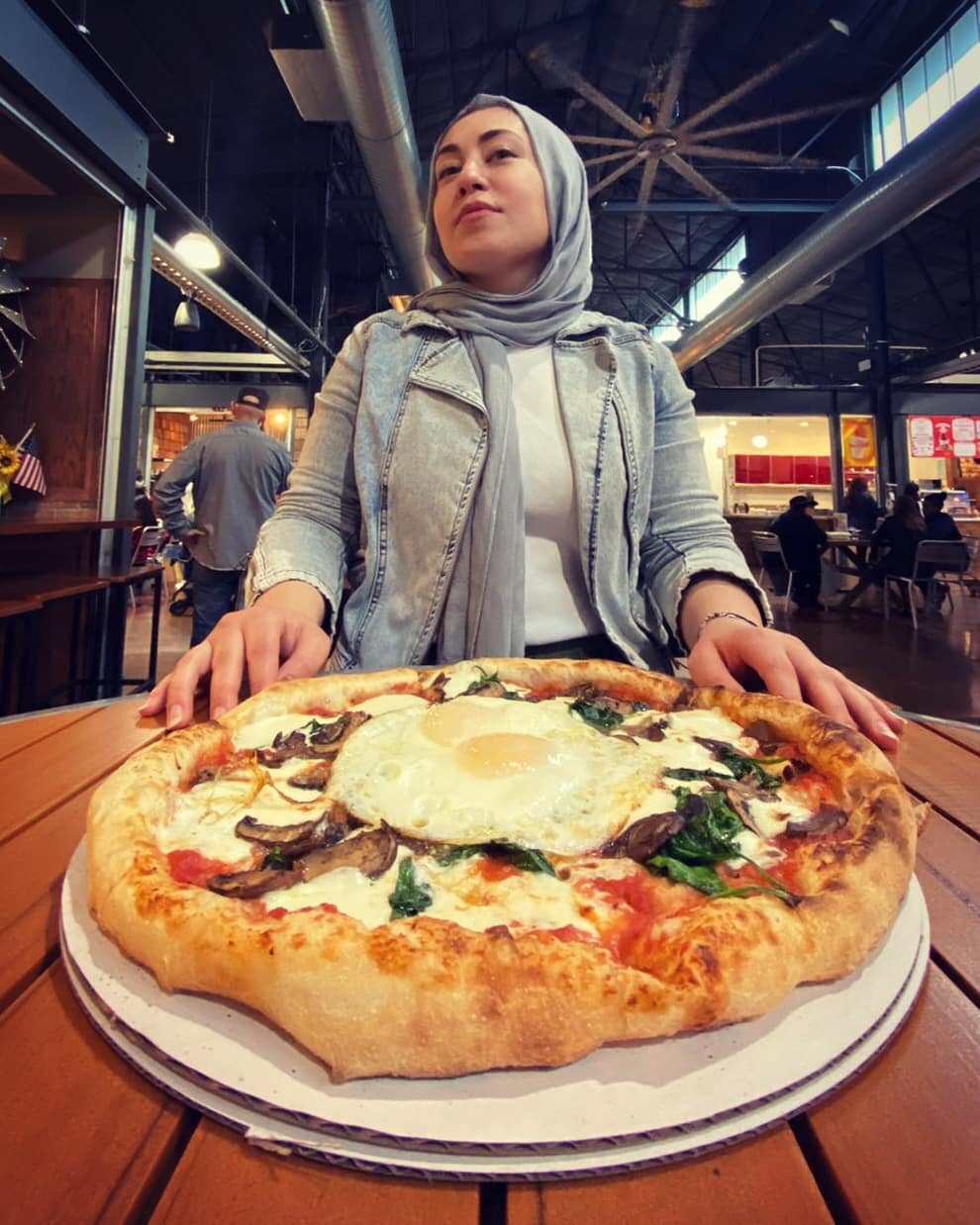 I was today years old when I learned instagram was also for pictures of yourself 📸: @irohaizad 
#pizzaisart