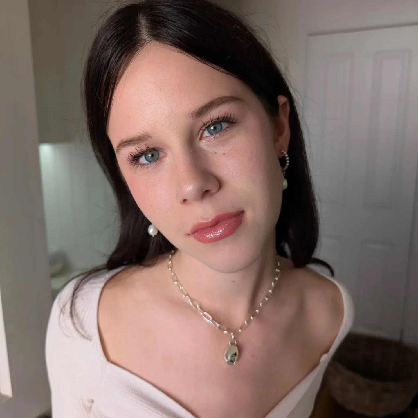 Create your own individual look with my mix and match simple classic jewellery. Here we have mixed some beaded wire hoops with freshwater pearl drops, with a Montana agate pendant and paperclip chain. All handmade in Brisbane Australia. 

Head over t