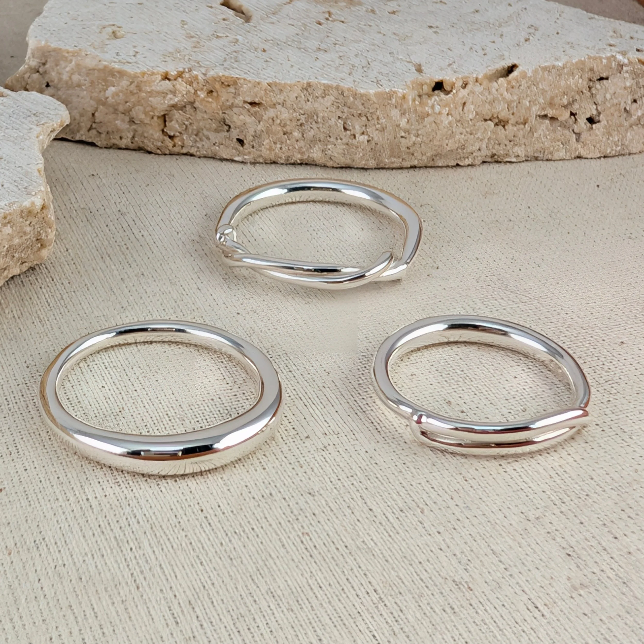 Group of graduated rings.jpg