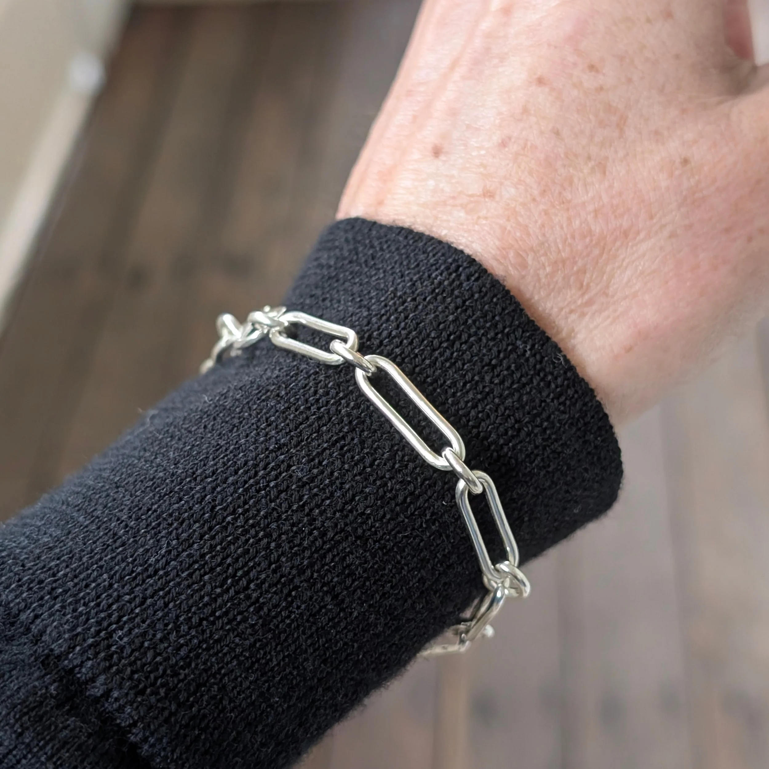 Handmade-Paperclip-Figaro-Bracelet-one-jump-ring-on-wrist.jpg