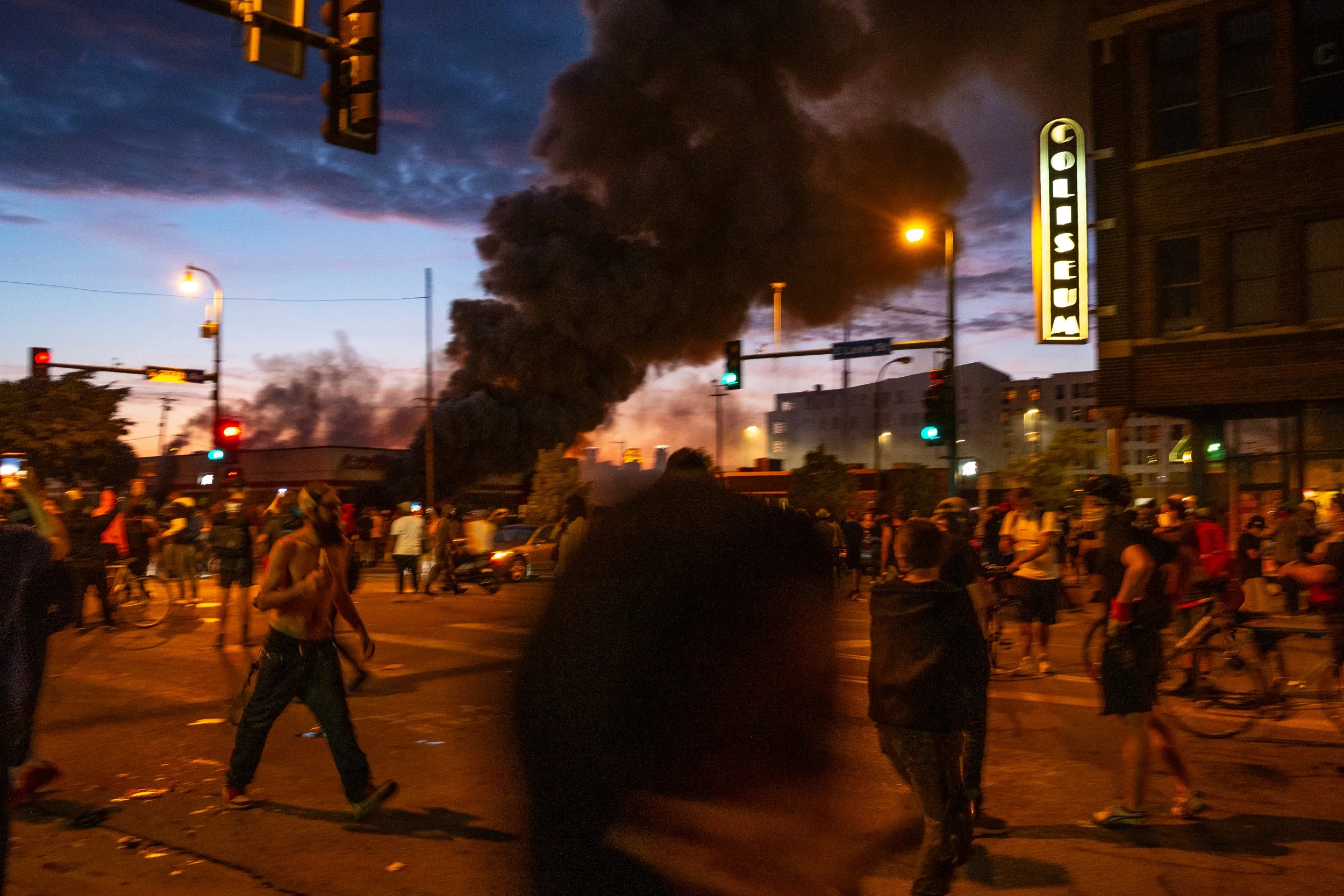  Auto Zone burns in south Minneapolis during civil unrest after George Floyd was murdered by Derek Chauvin, a white police officer. 2020. 
