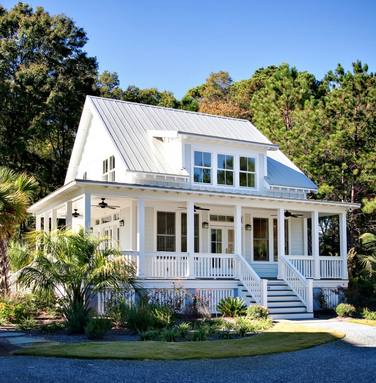Okay, I know we don't have palm trees in SK but I couldn't resist the beachy vibe of this teeny dream cabin .