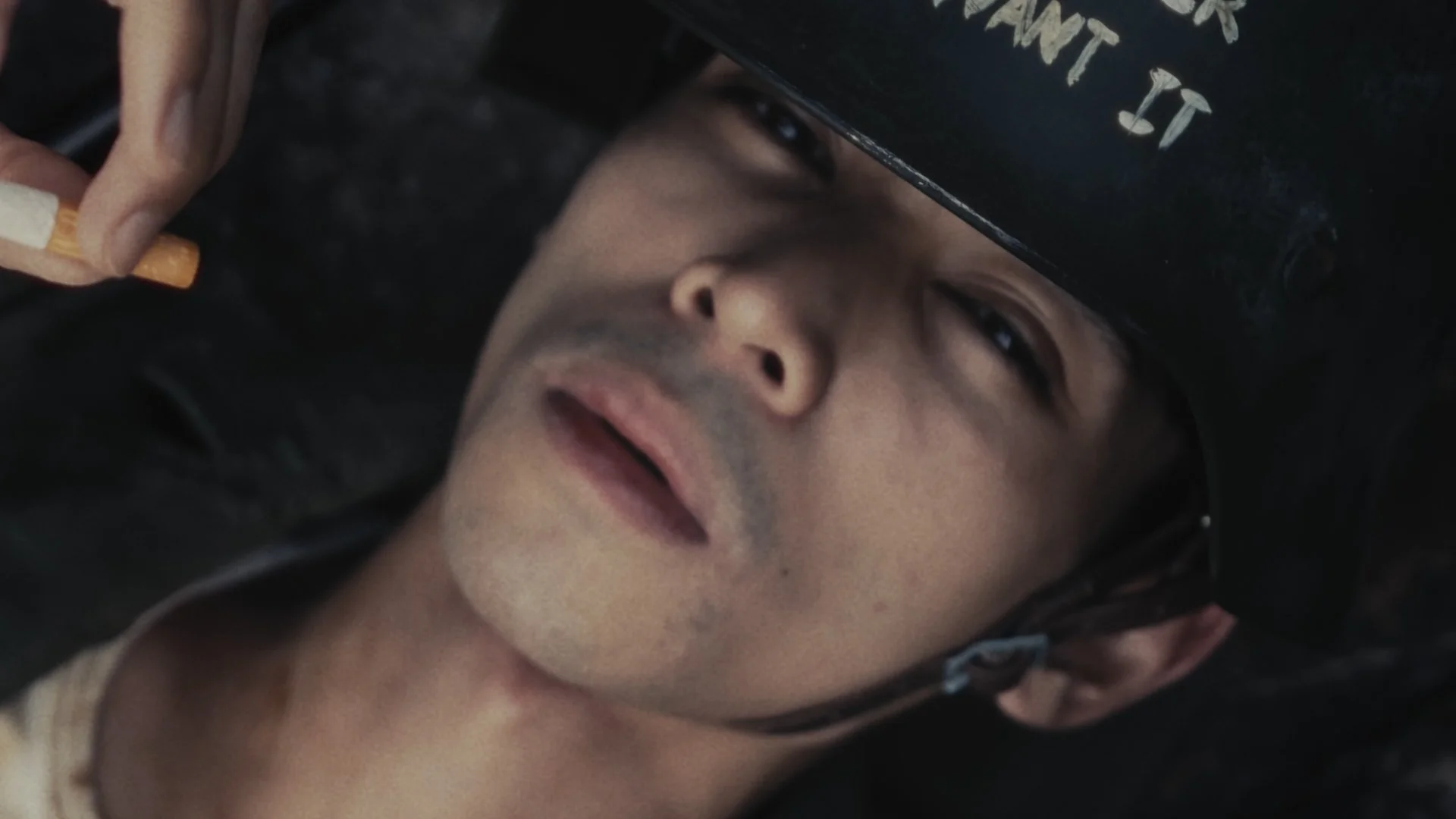 Clean_藍奕邦《圍牆倒下前》_1112_Final Output_youtube_90001.jpg