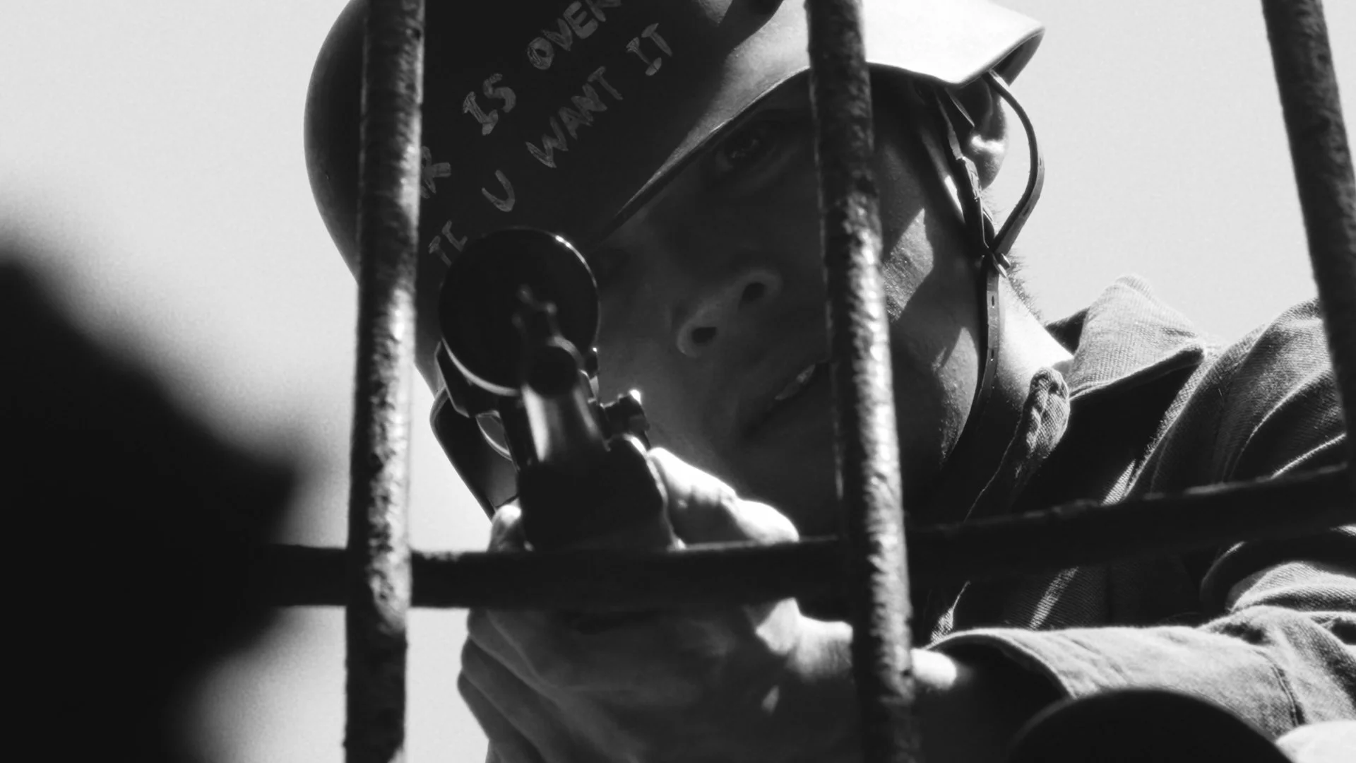 Clean_藍奕邦《圍牆倒下前》_1112_Final Output_youtube_90023.jpg