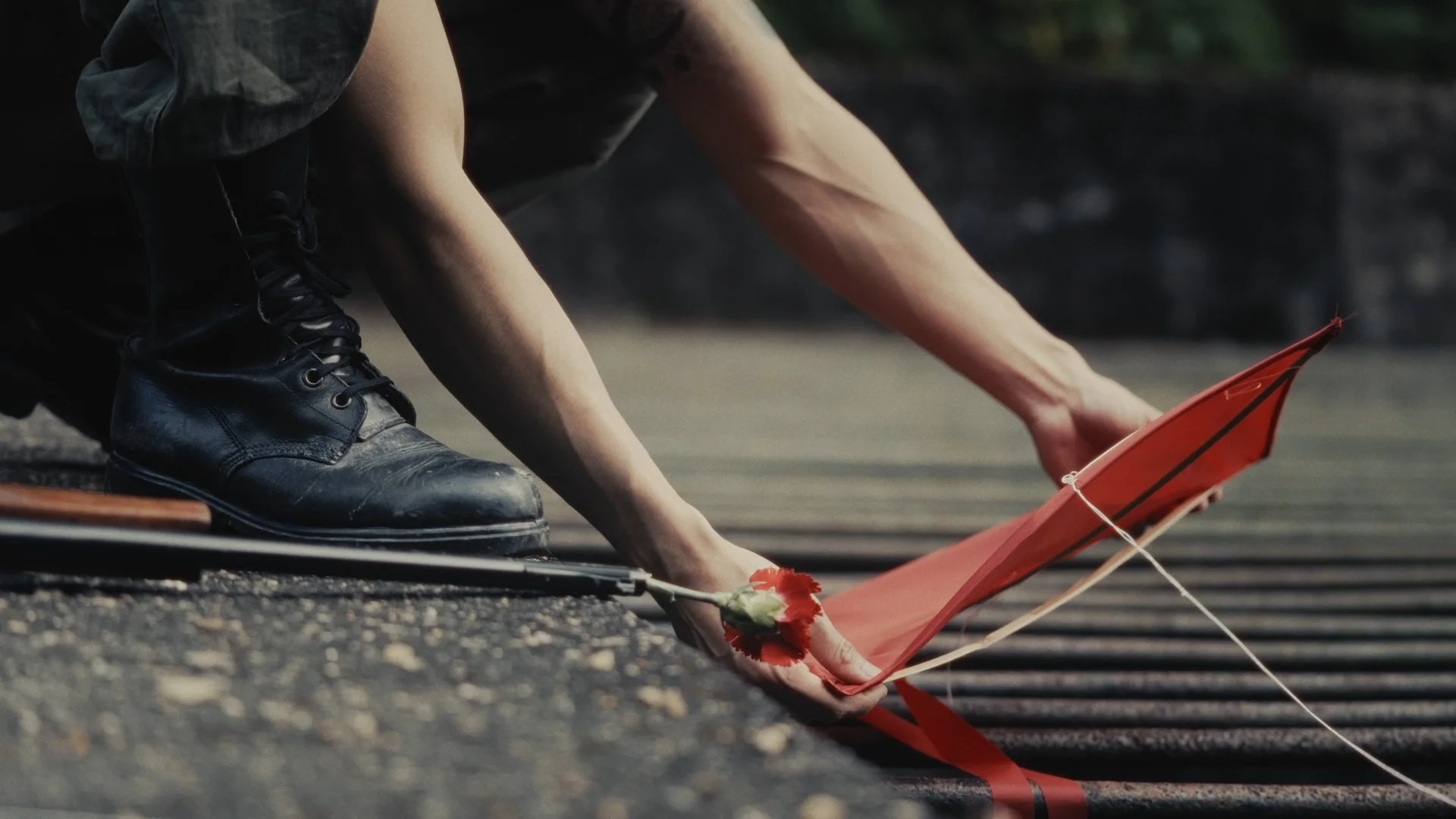 Clean_藍奕邦《圍牆倒下前》_1112_Final Output_youtube_90032.jpg