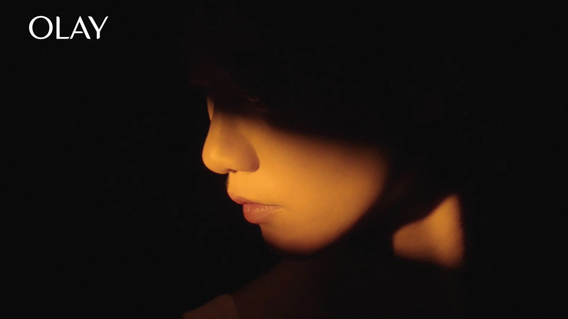 OLAY 35sec_dir_v1_00003.jpg