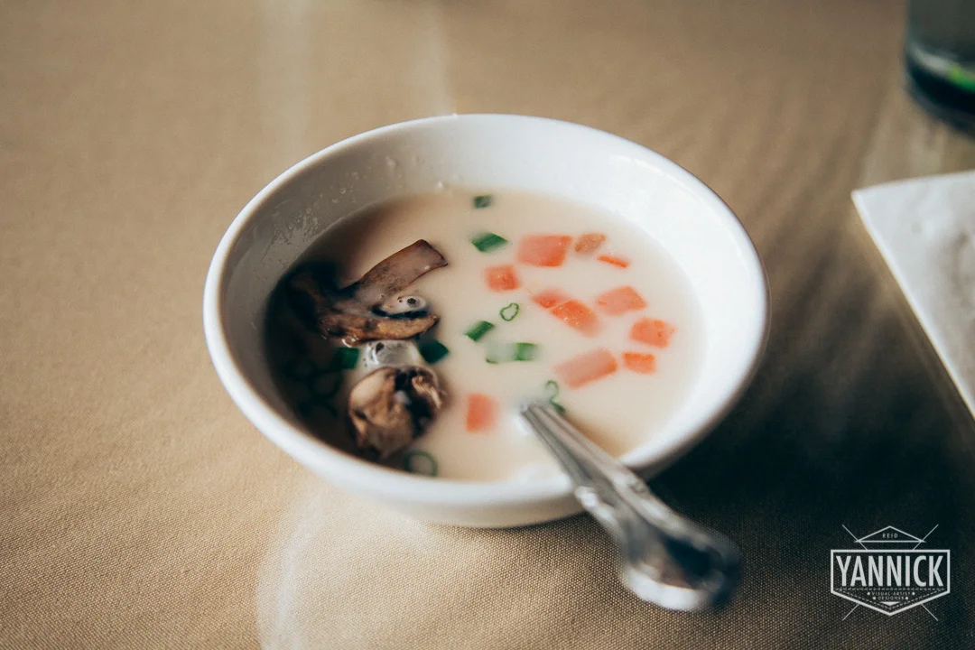 We went to the so called "best Thai spot in the world" as Diggy and the band call it. "Sala Thai" it was indeed excellent. This here is a vegan coconut milk soup... tasted good for the first few sips.. after? bleh couldn't finish it.
