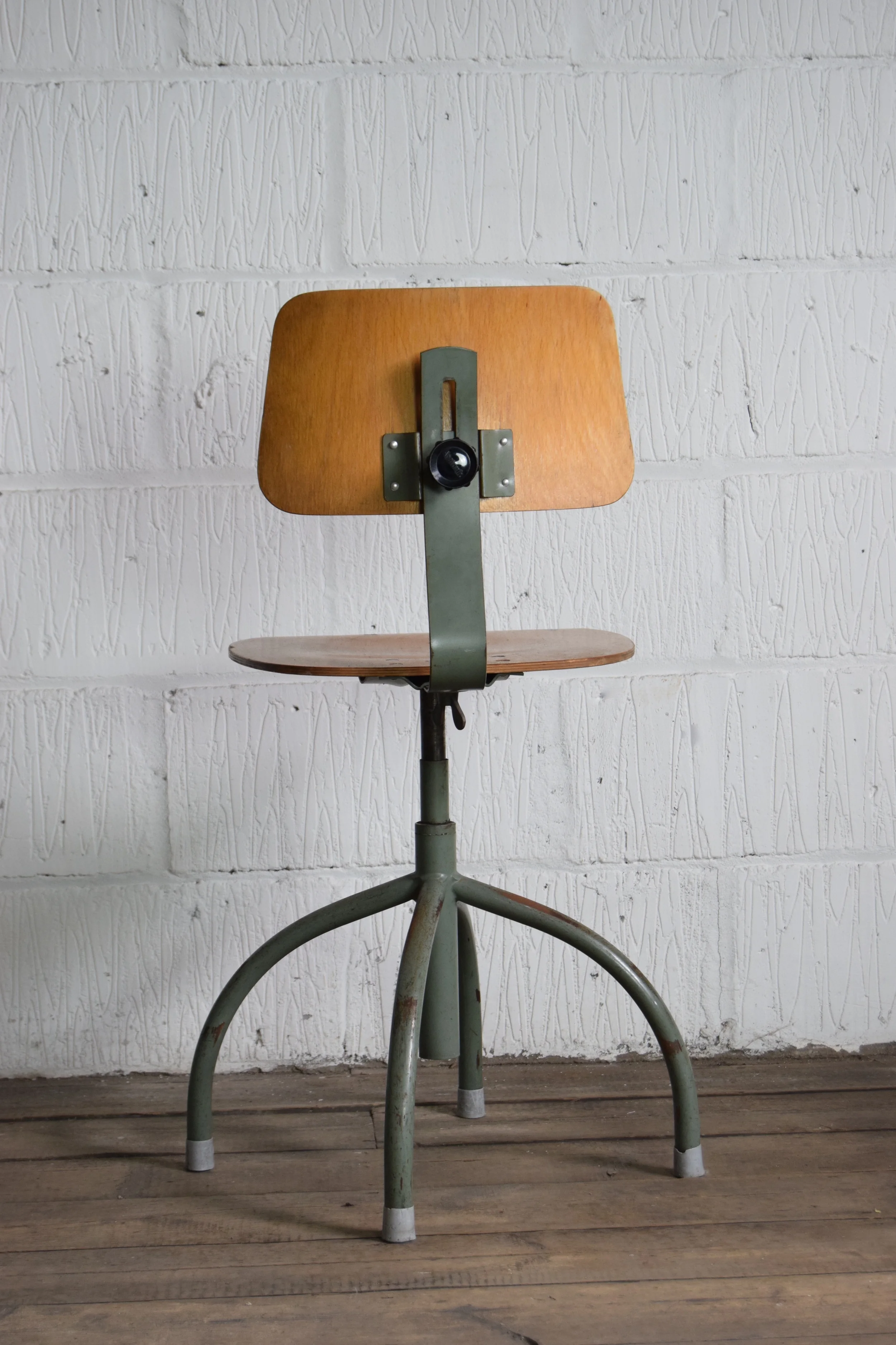 Ply industrial chair 3.jpg