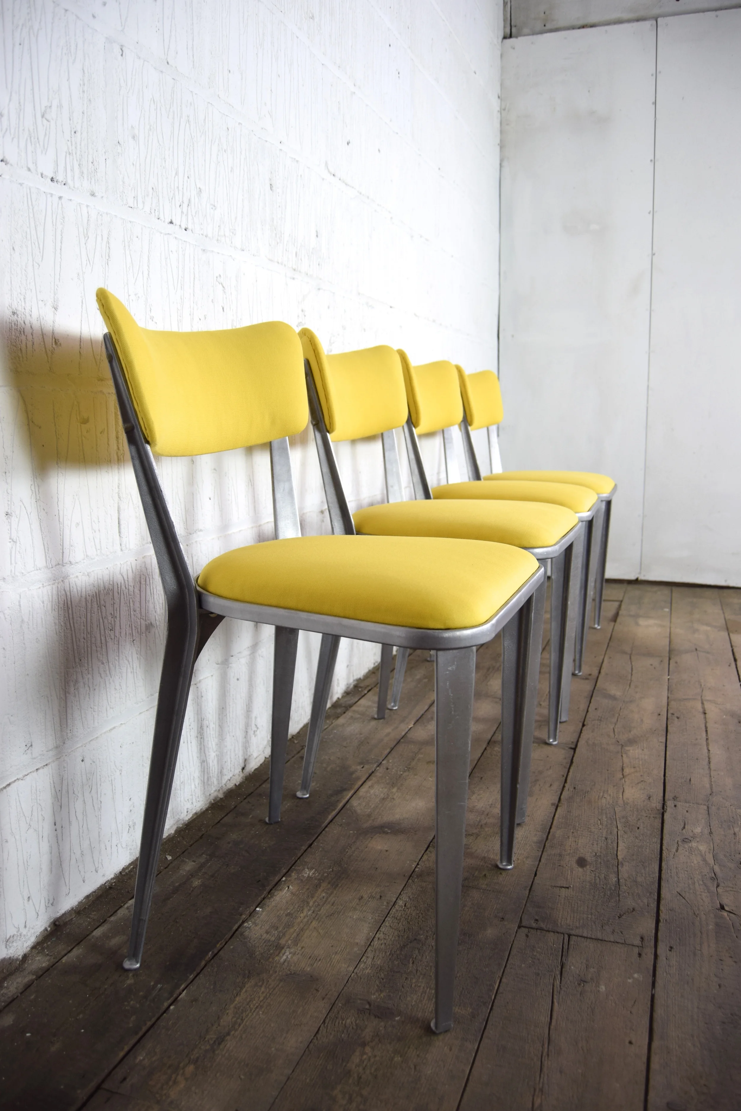 Ernest Race Ba3 Chairs 2.jpg