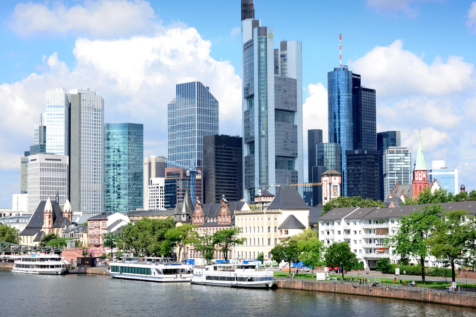 Frankfurt skyline