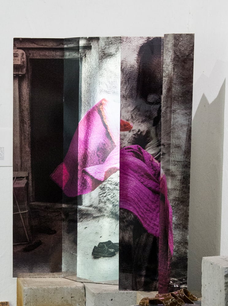 10- Mirror Work I 04.jpg