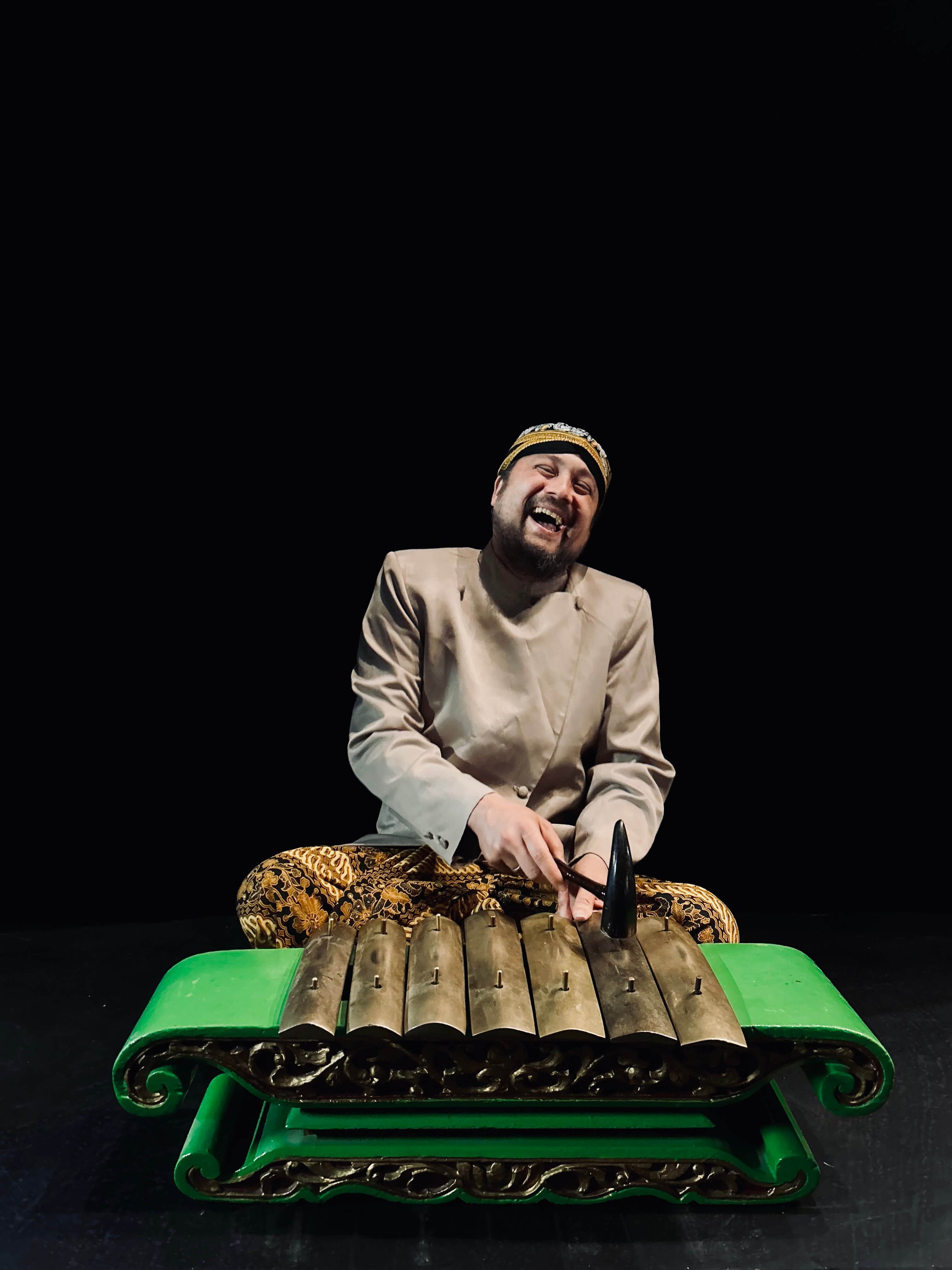 silat_gong_gamelan_christophe.jpg