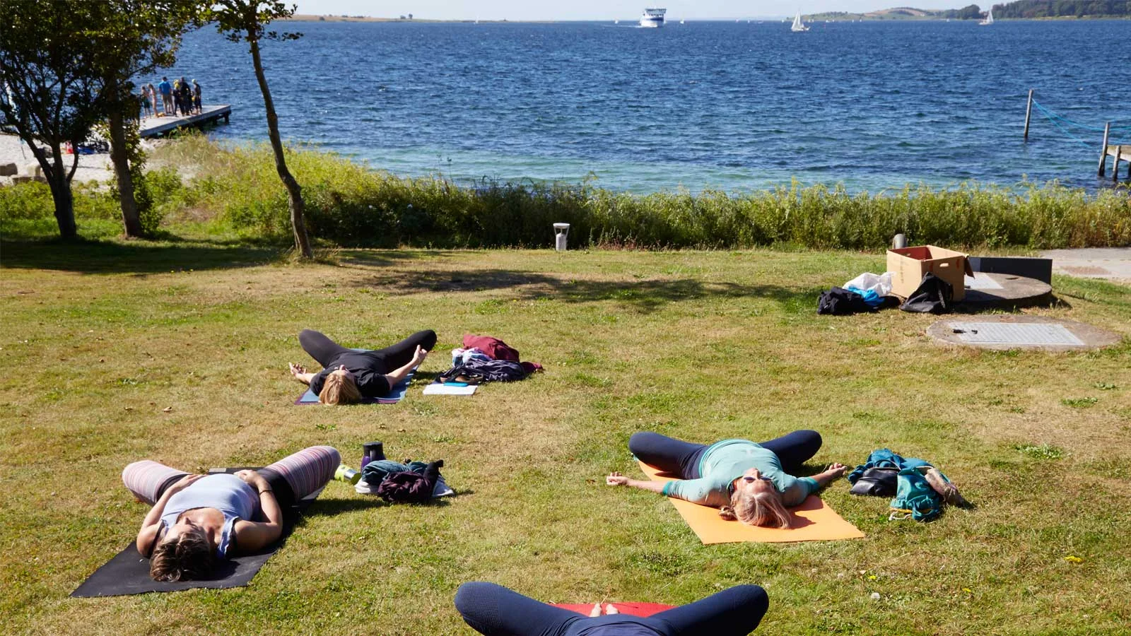 yoga16-9.jpg