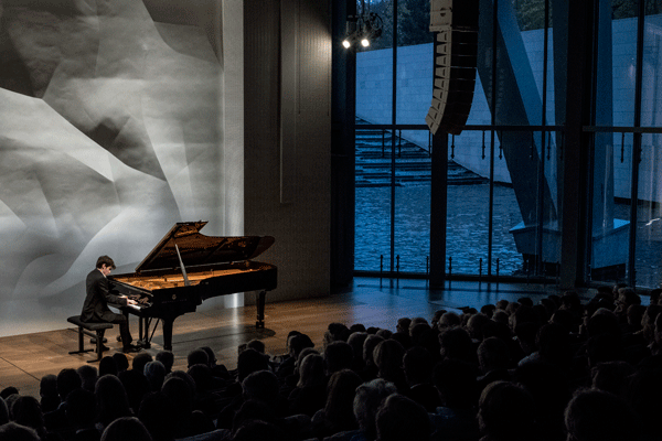 Récital Alexandre Kantorow à la Fondation Louis Vuitton © Fondation Louis Vuitton / Gaël Cornier