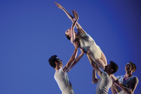  Les Ballets de Monte-Carlo, To the Point(e),  Vers un pays sage  de Jean-Christophe Maillot © Alice Blangero 