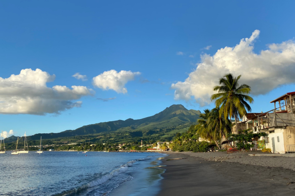Le théâtre de Saint-Pierre en ruine habité par Carmen, Porgy &amp; Bess ! 