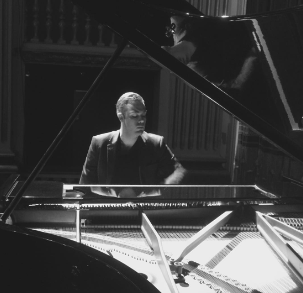 Image Credit: Instagram @nmccarthypiano