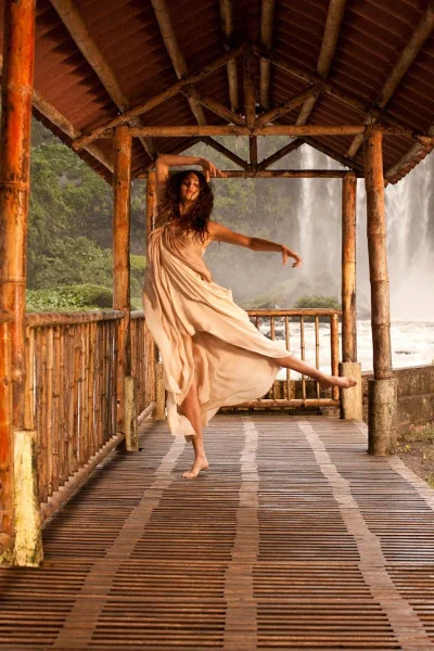 She Changes Everything She Touches