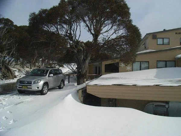Kahane carpark.jpg