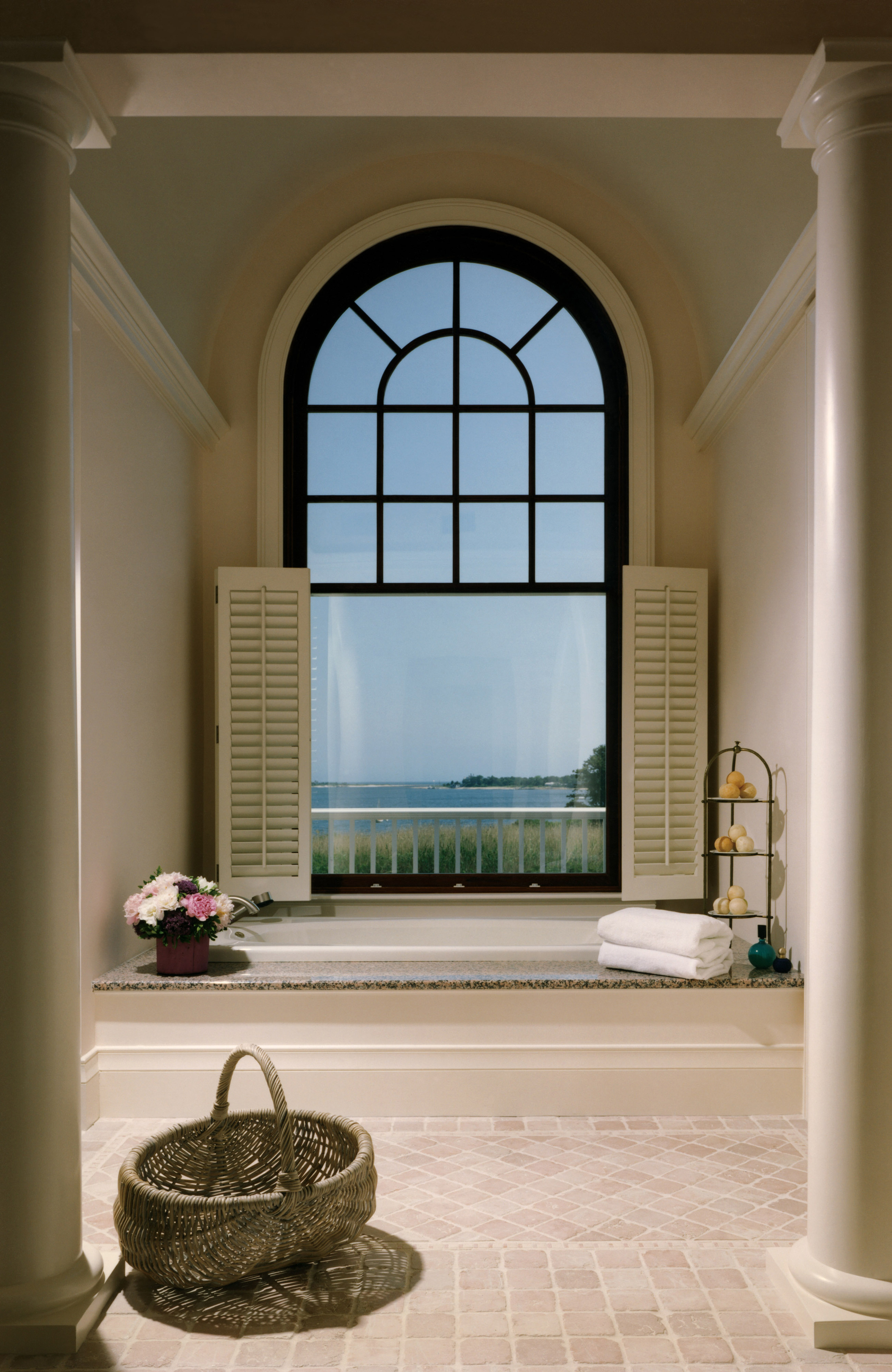 Smith_Cape_Bathtub.jpg