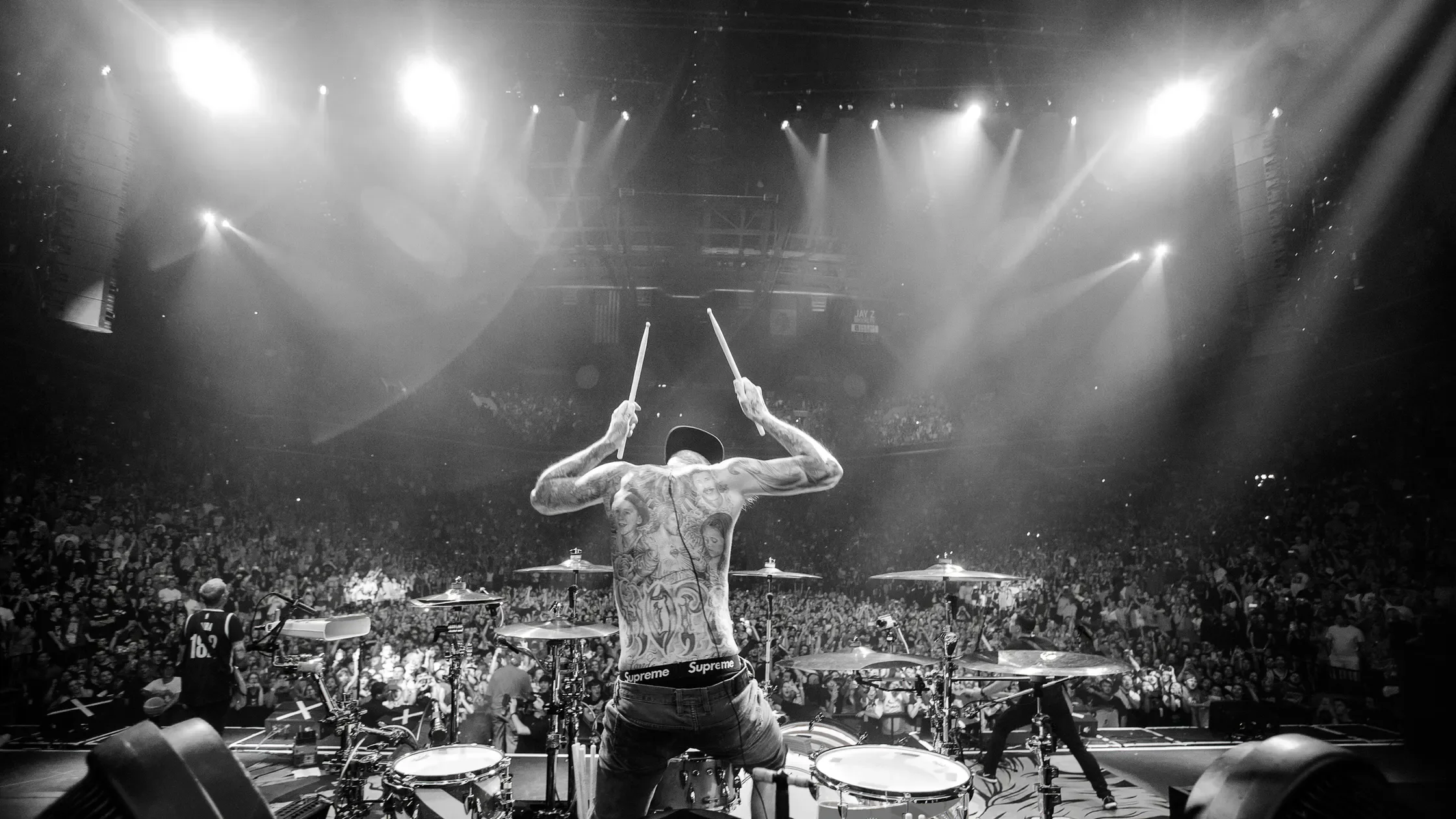 TRAVIS BARKER