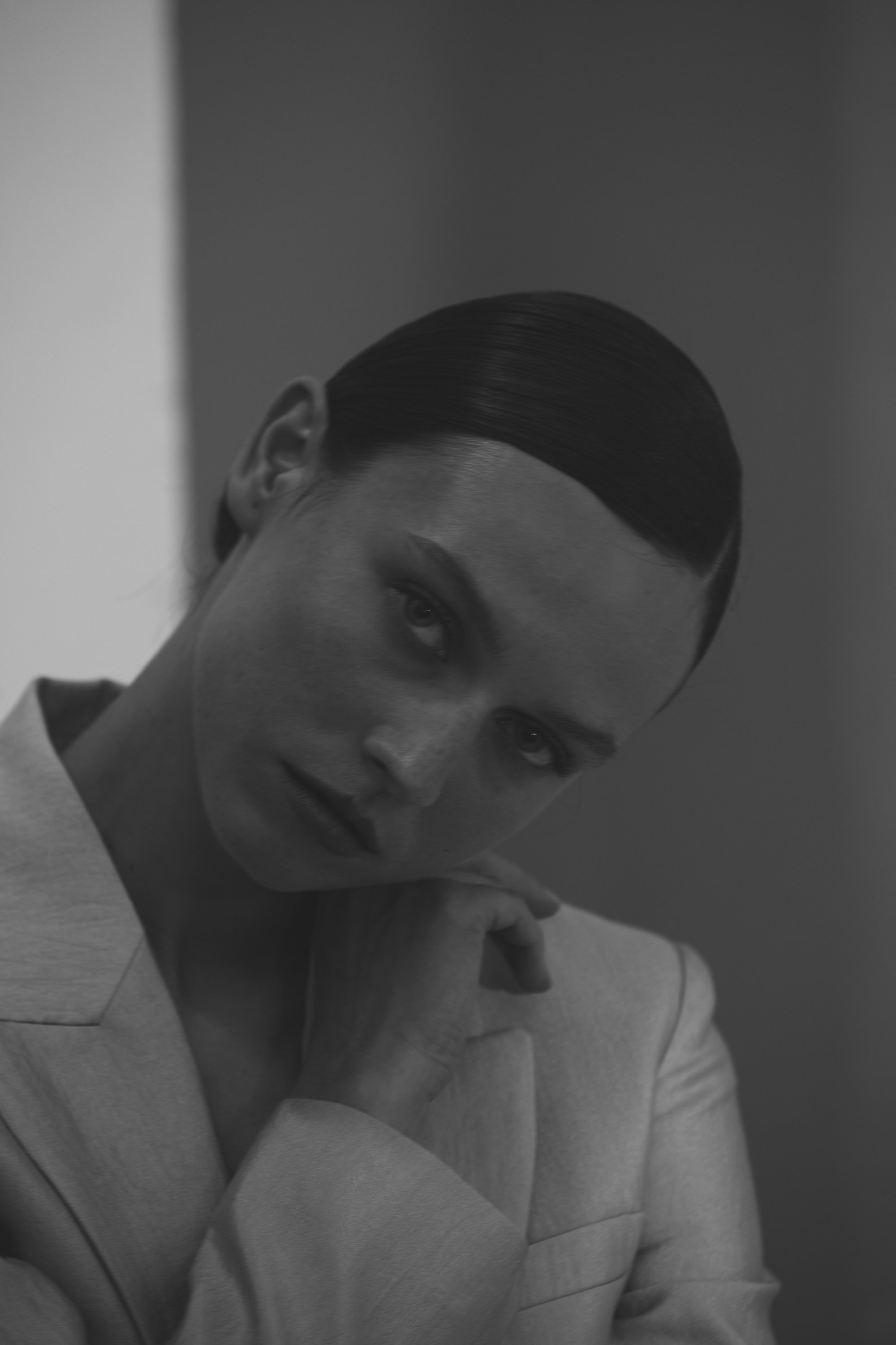 AQUAZZURA PF-FW25_13_DENCLUC1-SAT-AUL_1206_low.jpg