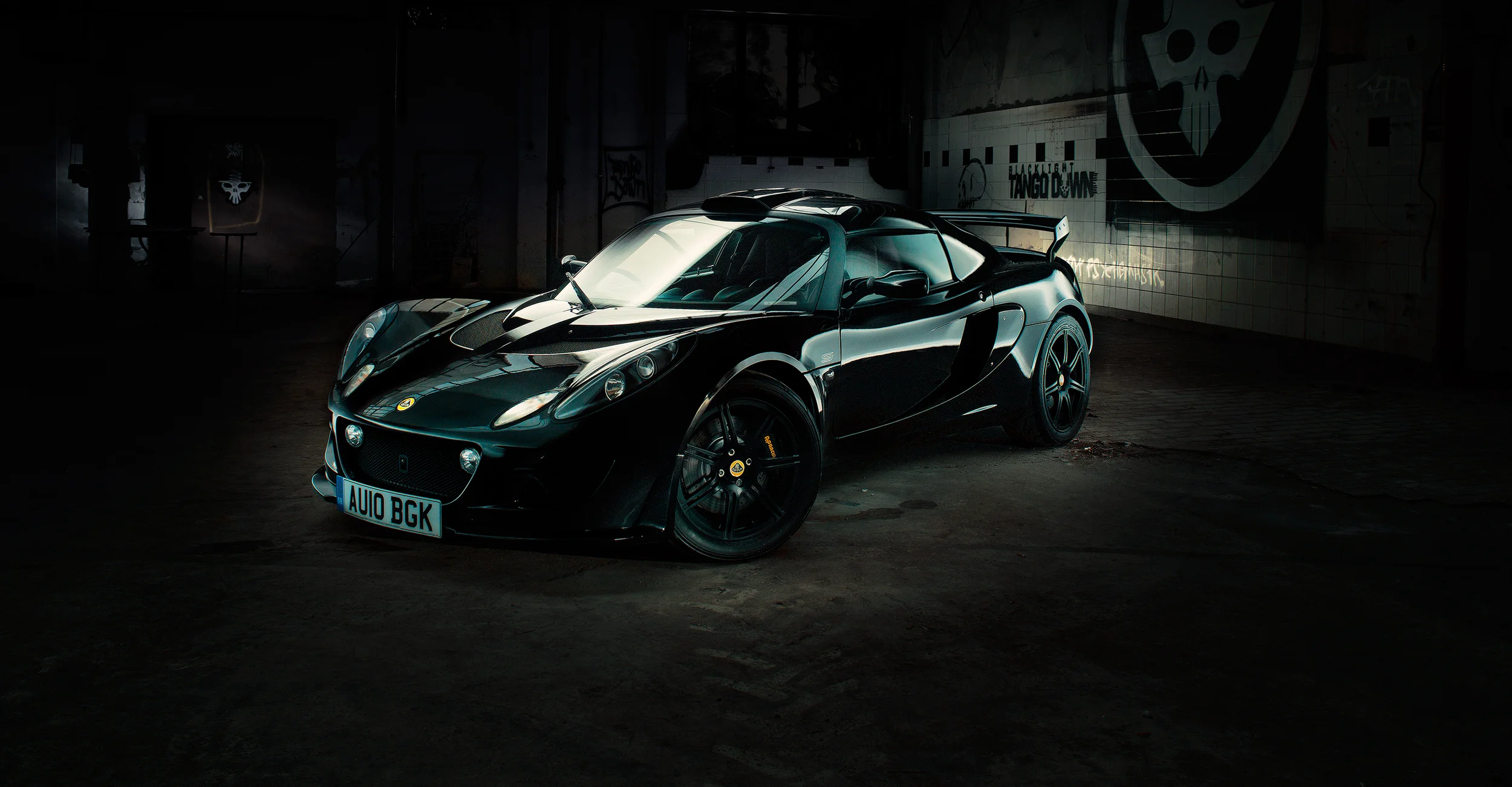 black-exige-v2.jpg
