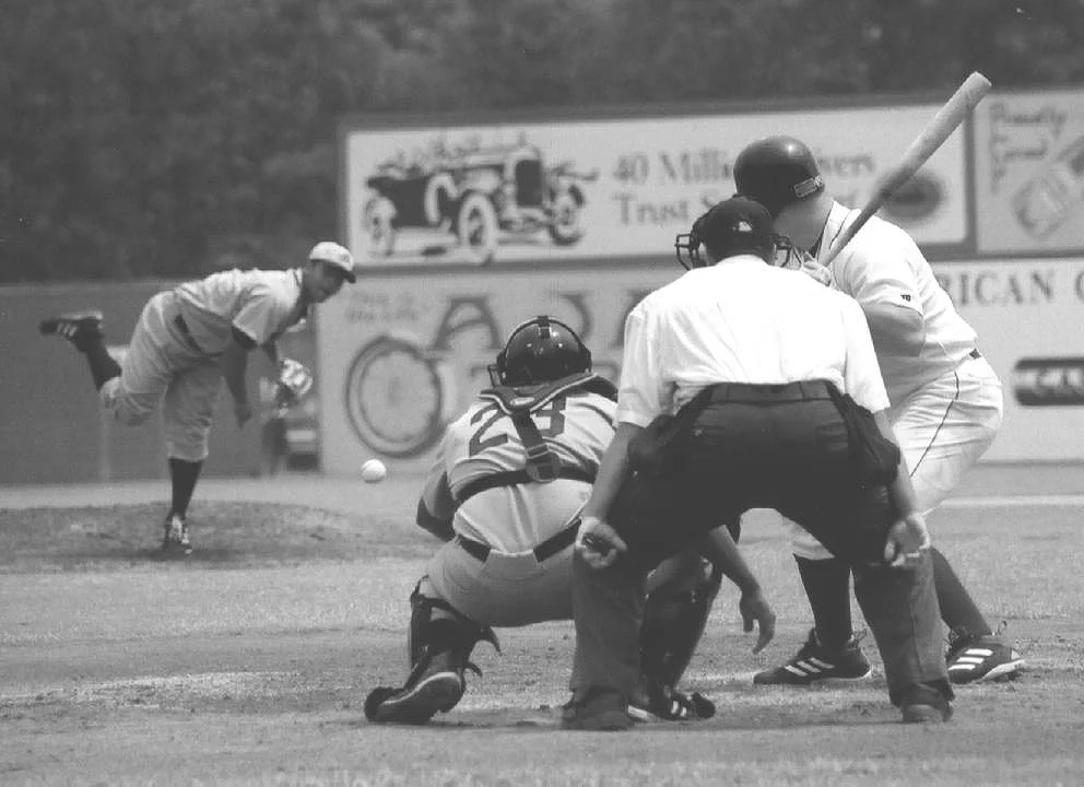 Rickwood Classic action, Barons versus Montgomery, 2005 (Christopher Frey)