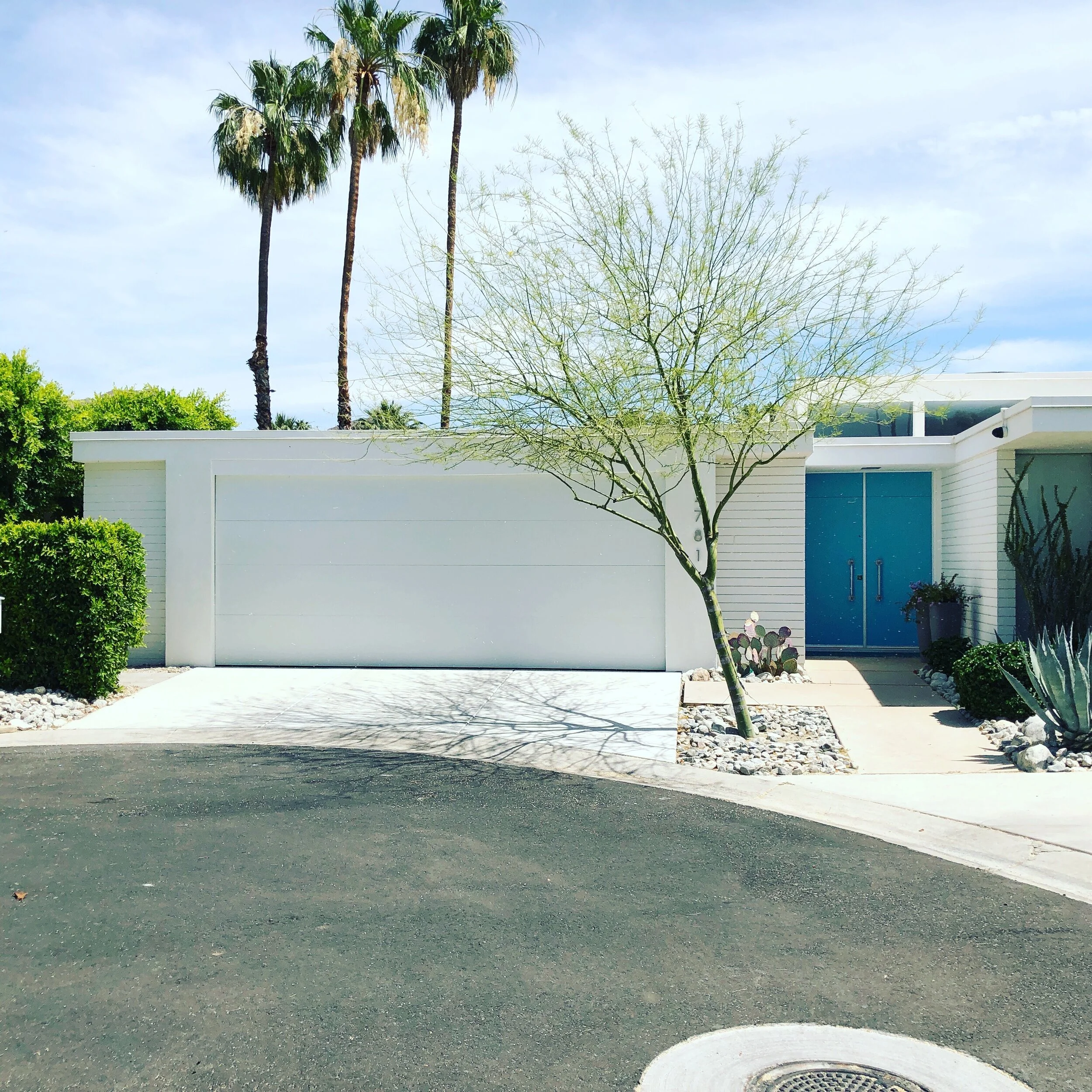 RENOVATION IN HISTORIC KINGS POINT, PALM SPRINGS, CA