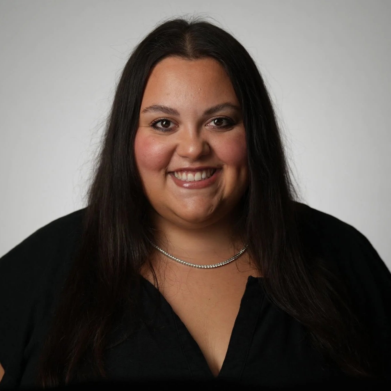 Claudia Gellman (President)