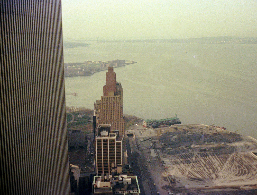Photos of the landfill that Battery Park City resides on — Doobybrain.com